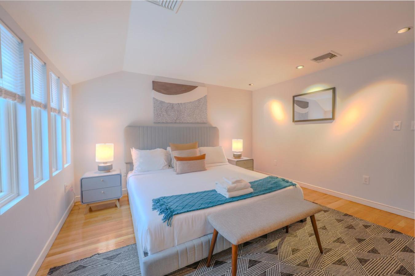 Apartamento Luxurious Fenway 2br Penthouse With Roof Decks